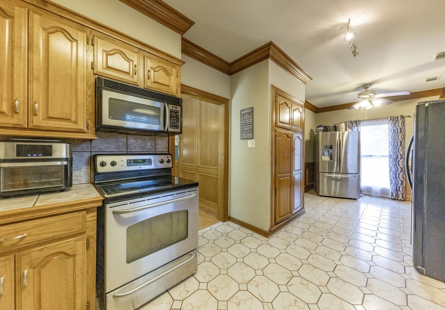 Maple Creek-Orchard Lake - Residential