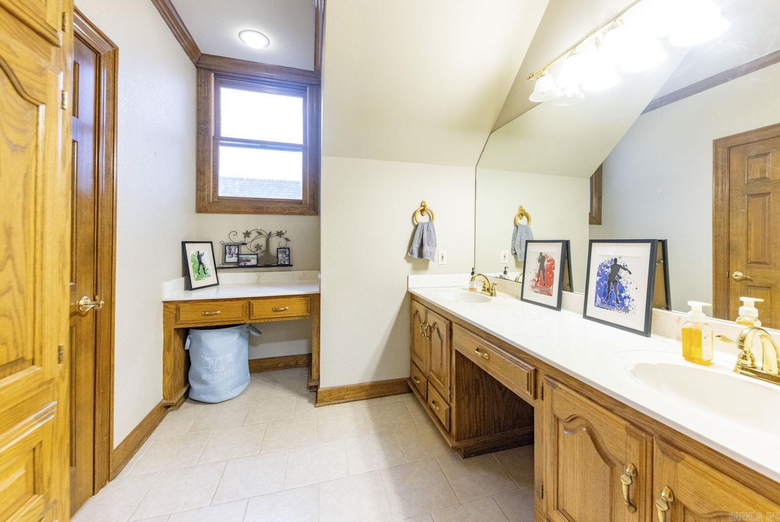 Maple Creek-Orchard Lake - Residential