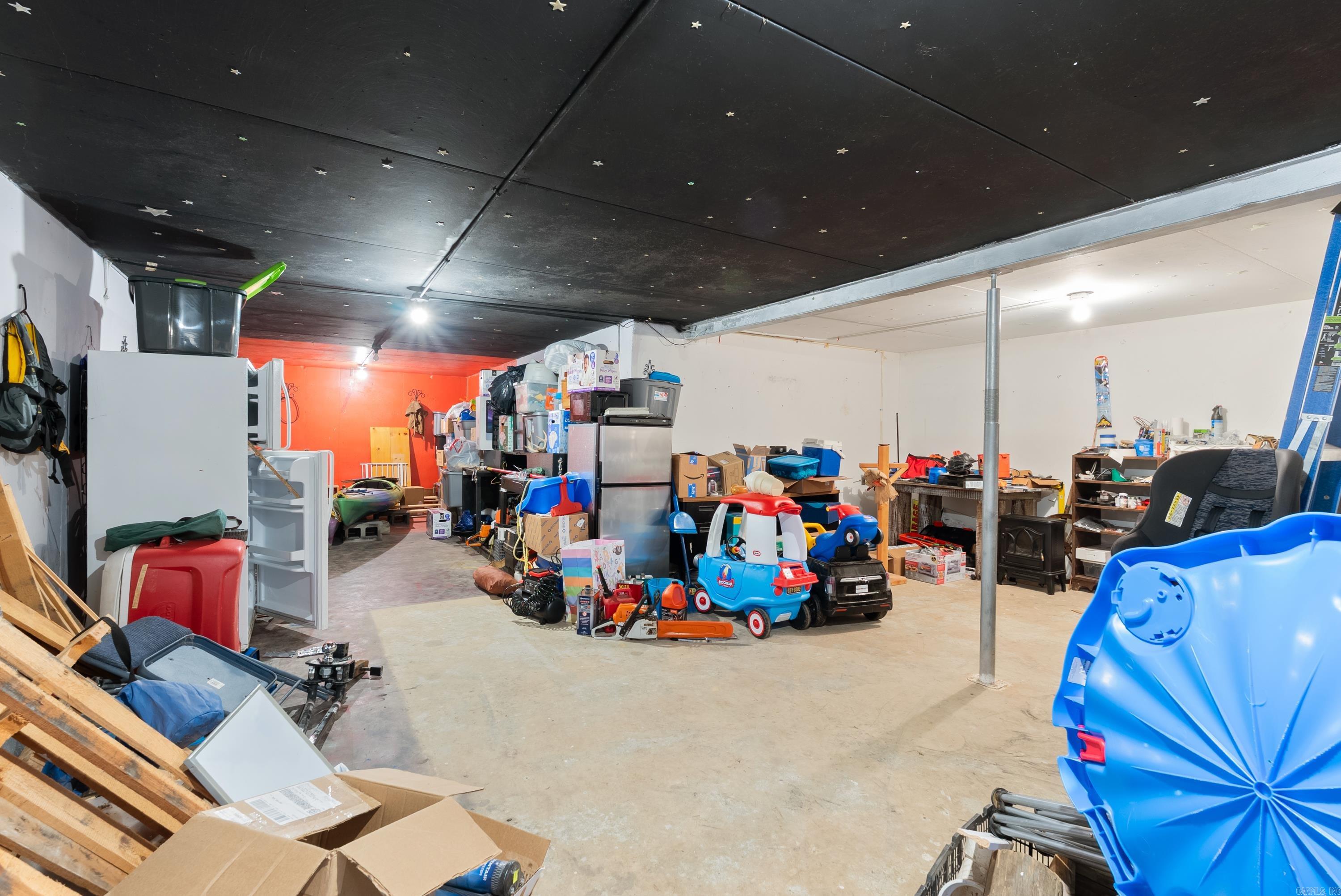 PINE TREE ACRES - Residential