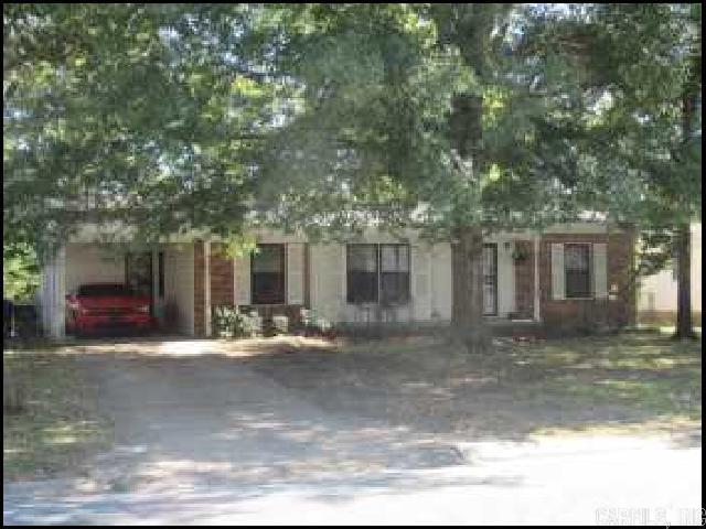 *LITTLE ROCK* SPACIOUS HOME IN BROOKFIELD SUBDIVISION!! This Lovely 3 Bedroom And 2 Bath Home Features Over 1200 Sqft! Located Close To All Area Shopping! Kitchen Equipped With Electric Range And Dishwasher! Stackable Washer And Dryer Hookups! Fenced Backyard! 1 Car Carport For Parking! PET FRIENDLY!! AVAILABLE MID TO LATE AUGUST 2025!!!
