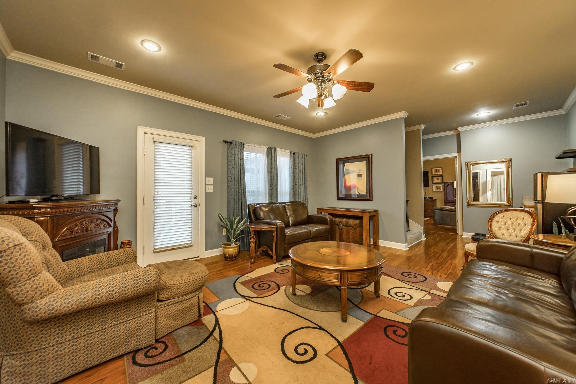 MAUMELLE VALLEY ESTATES - Residential