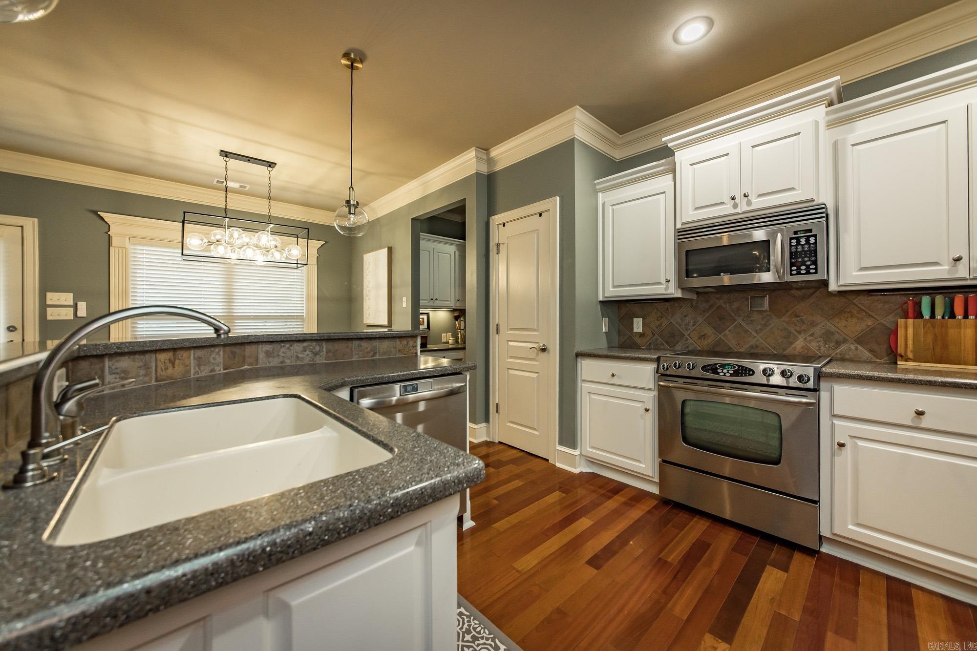 MAUMELLE VALLEY ESTATES - Residential