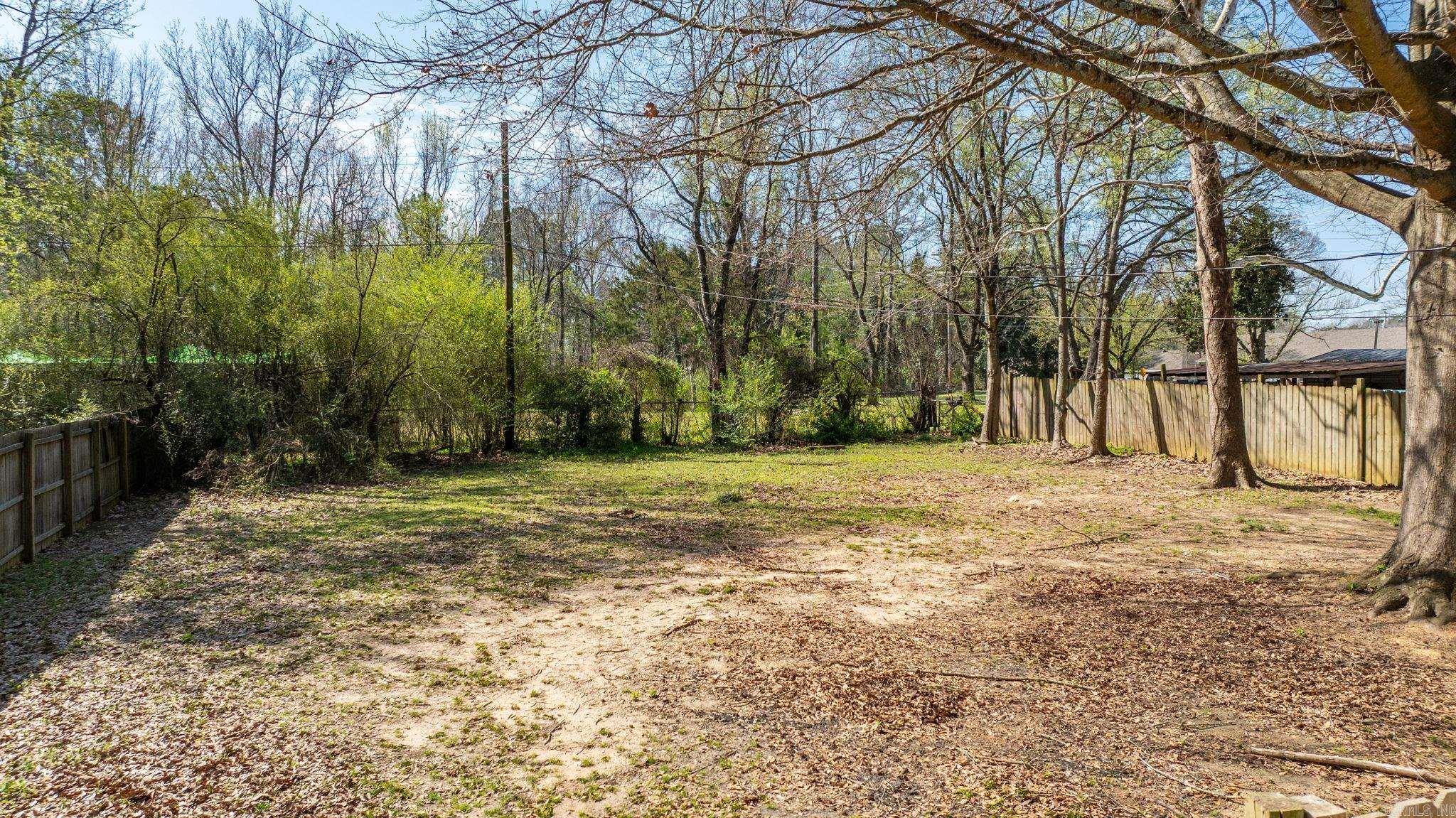 ORIGINAL TOWN-BRYANT - Residential