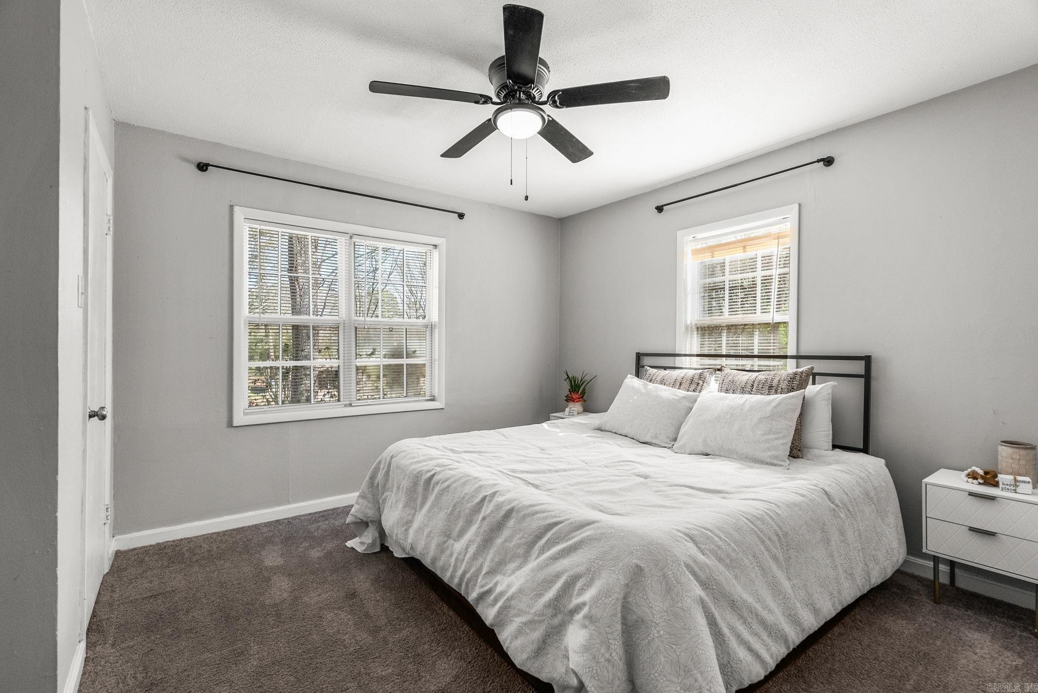 ORIGINAL TOWN-BRYANT - Residential