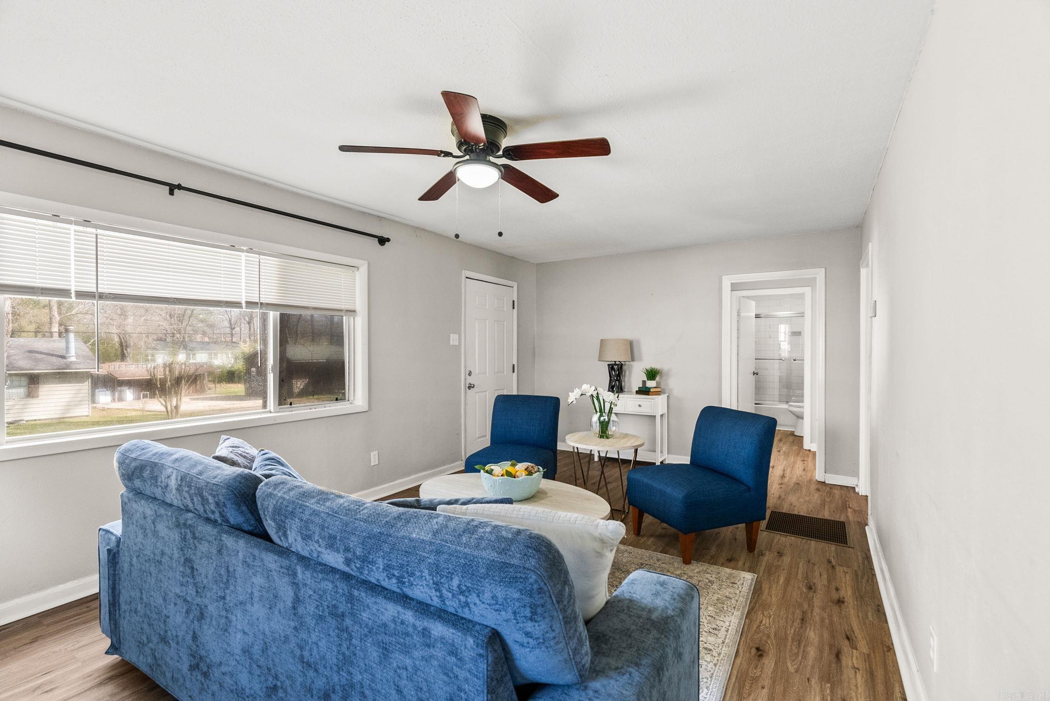 ORIGINAL TOWN-BRYANT - Residential