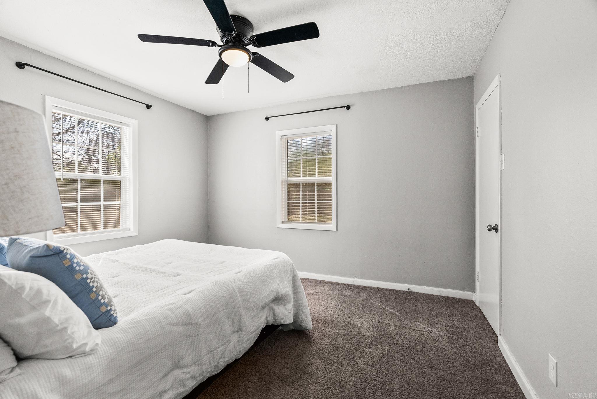 ORIGINAL TOWN-BRYANT - Residential