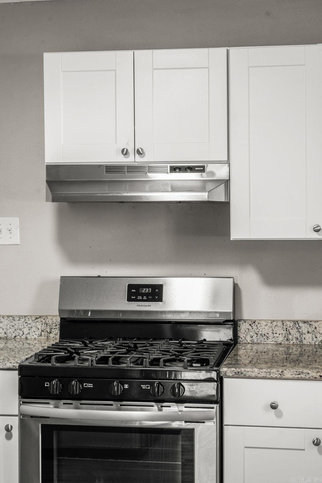 ORIGINAL TOWN-BRYANT - Residential