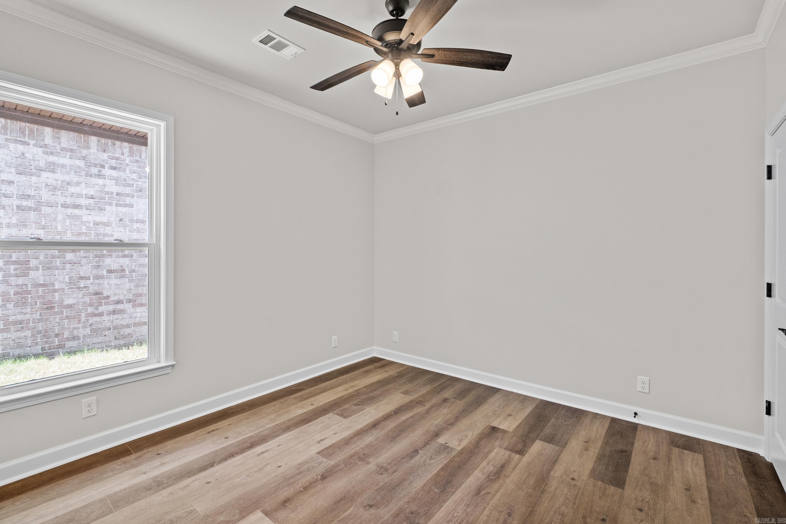 WANDERING RIDGE - Residential