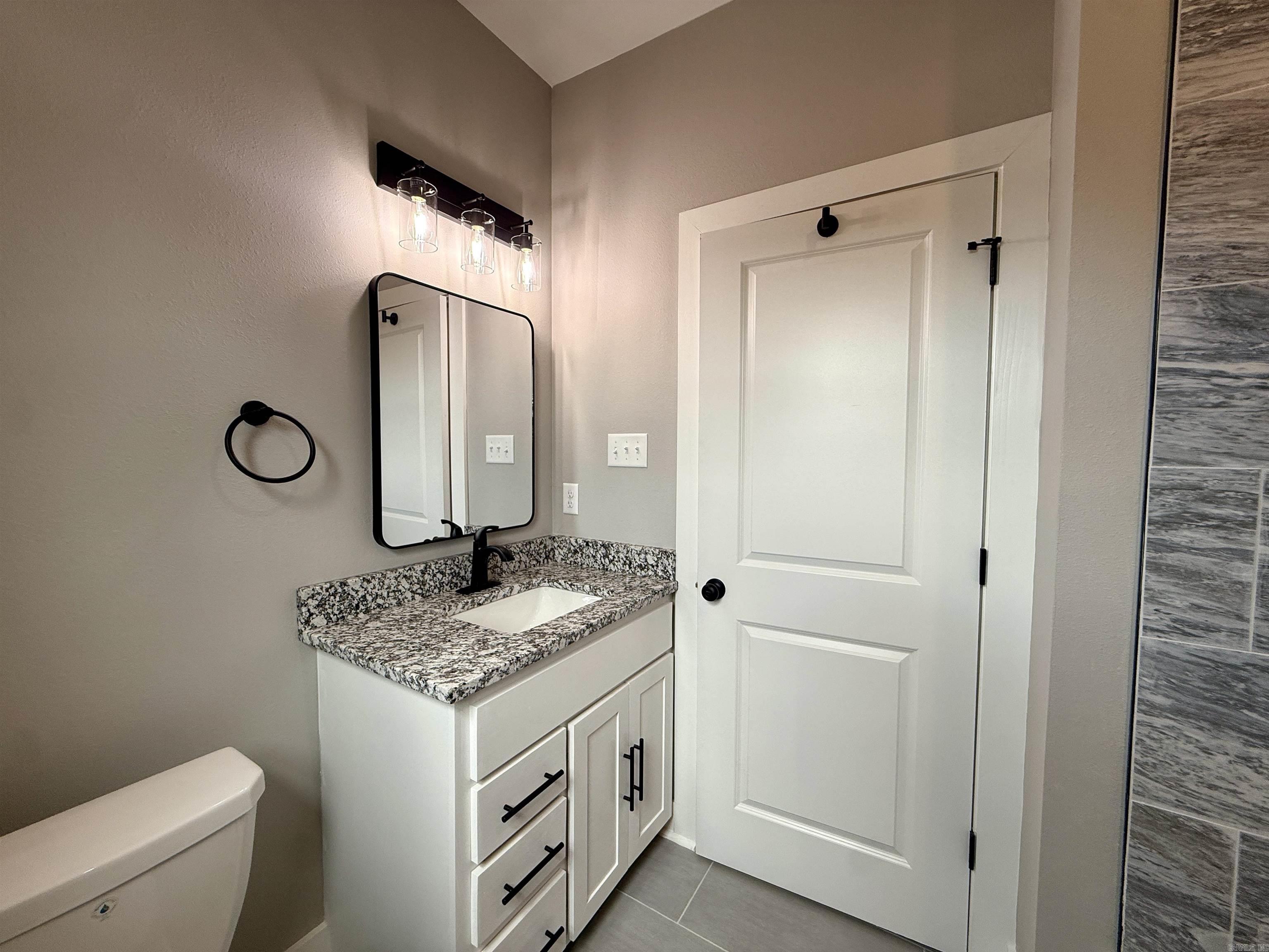 EAST MEADOW - Residential