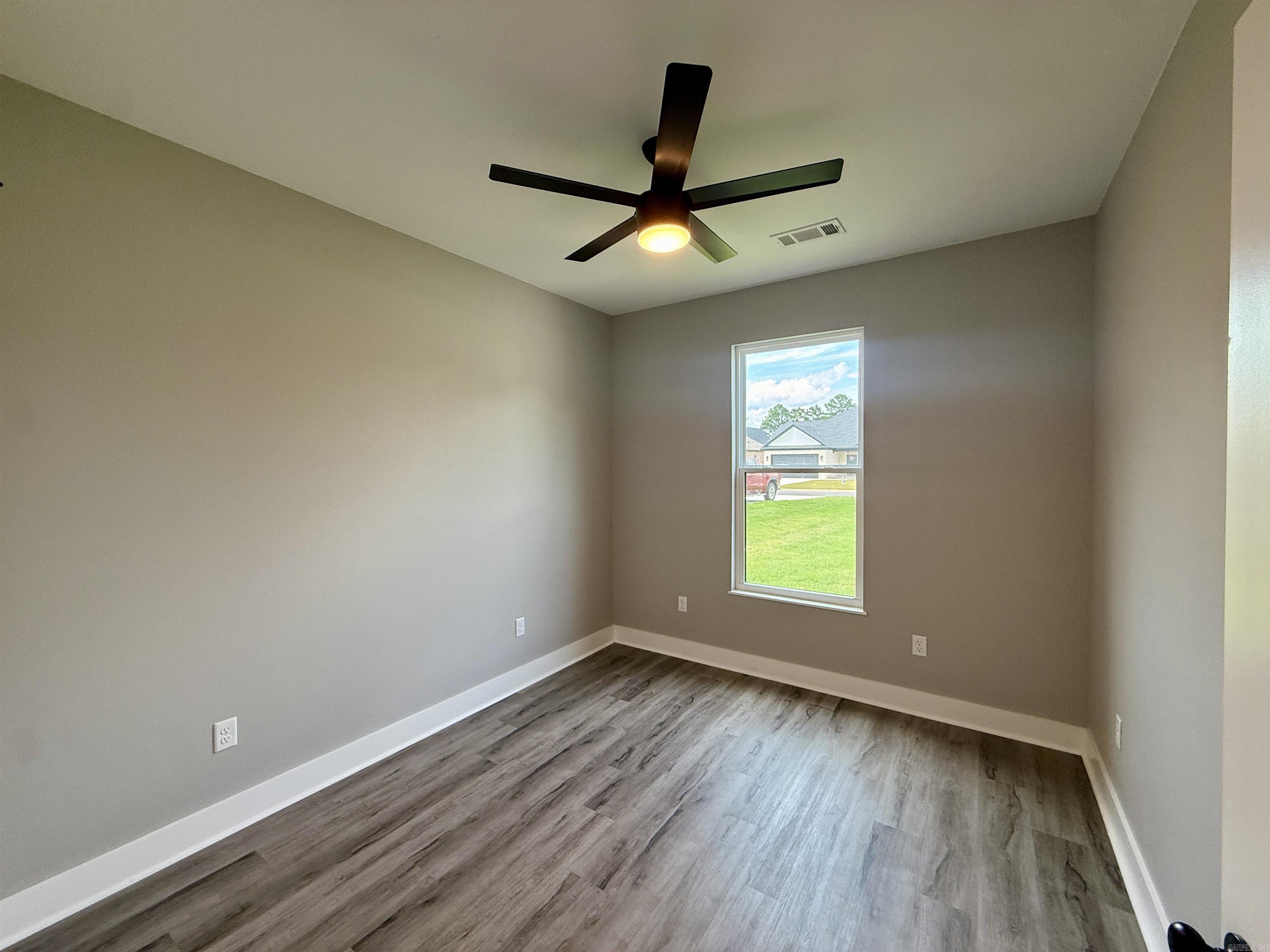 EAST MEADOW - Residential