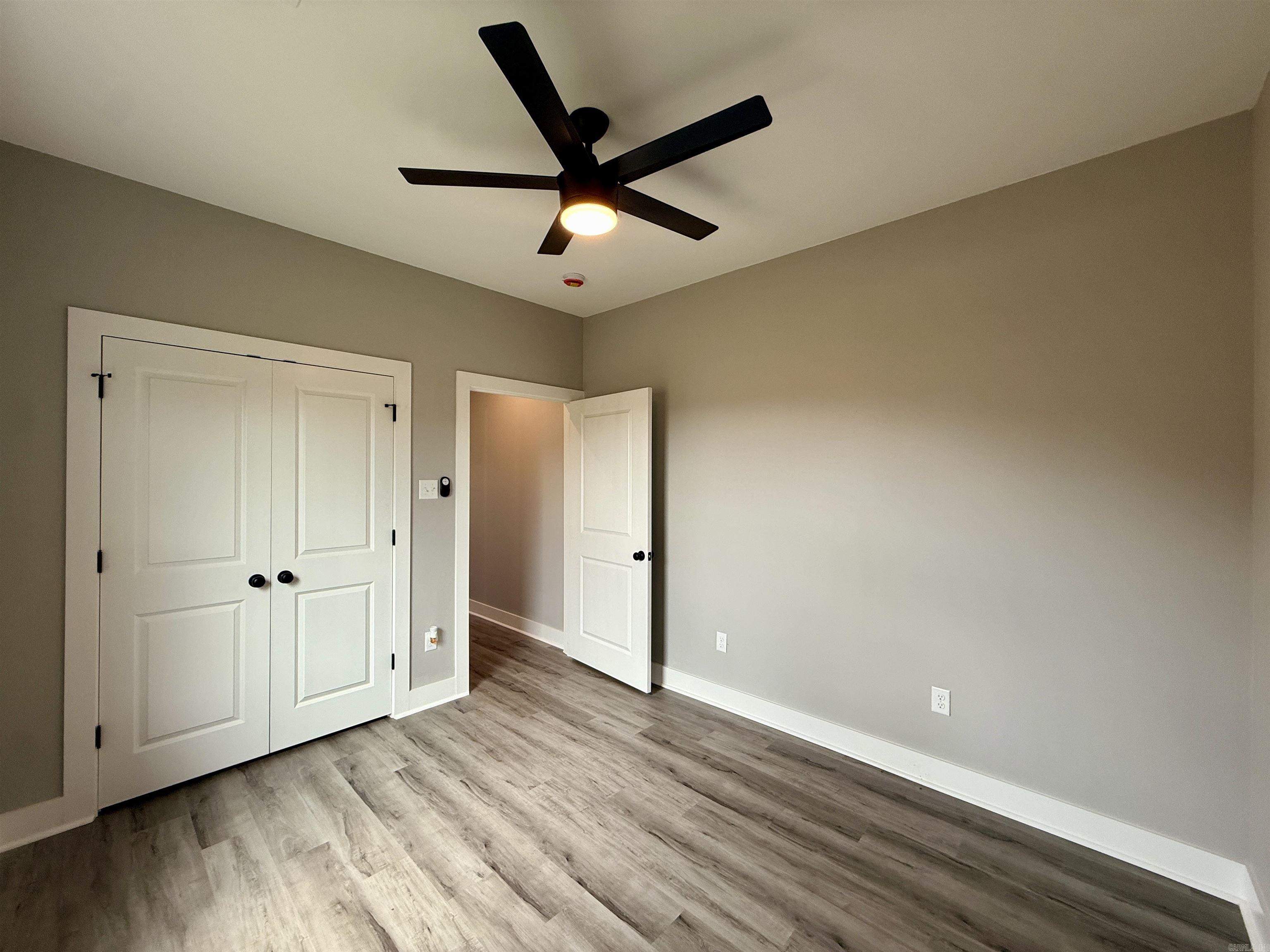 EAST MEADOW - Residential