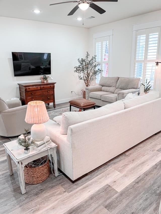 INDIAN HILLS - Residential
