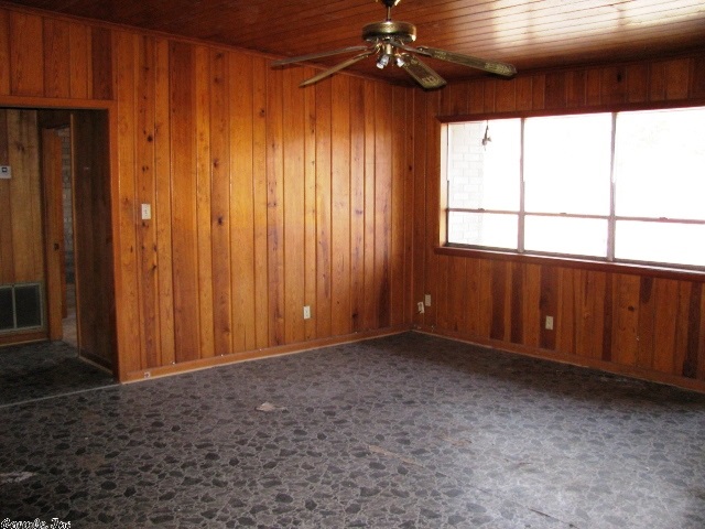 SHANNON HILLS s - Residential