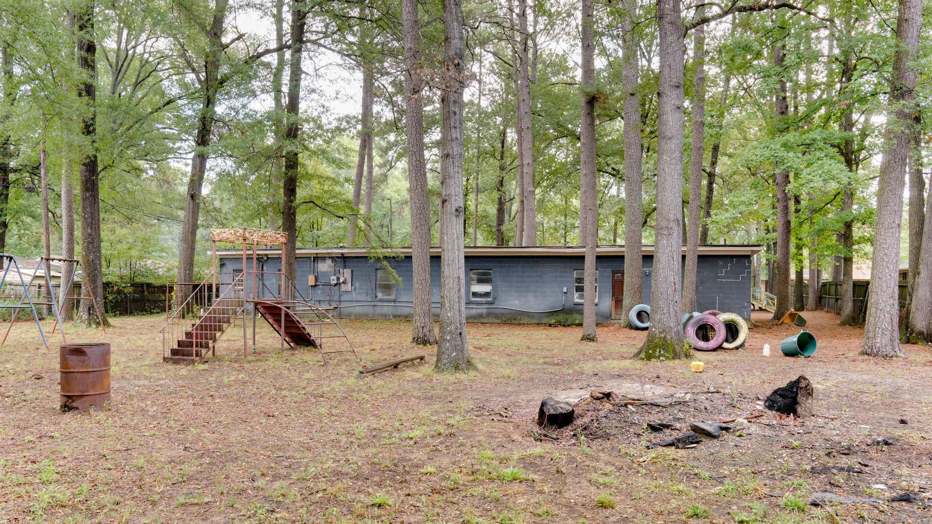 Clovedale - Commercial Sale