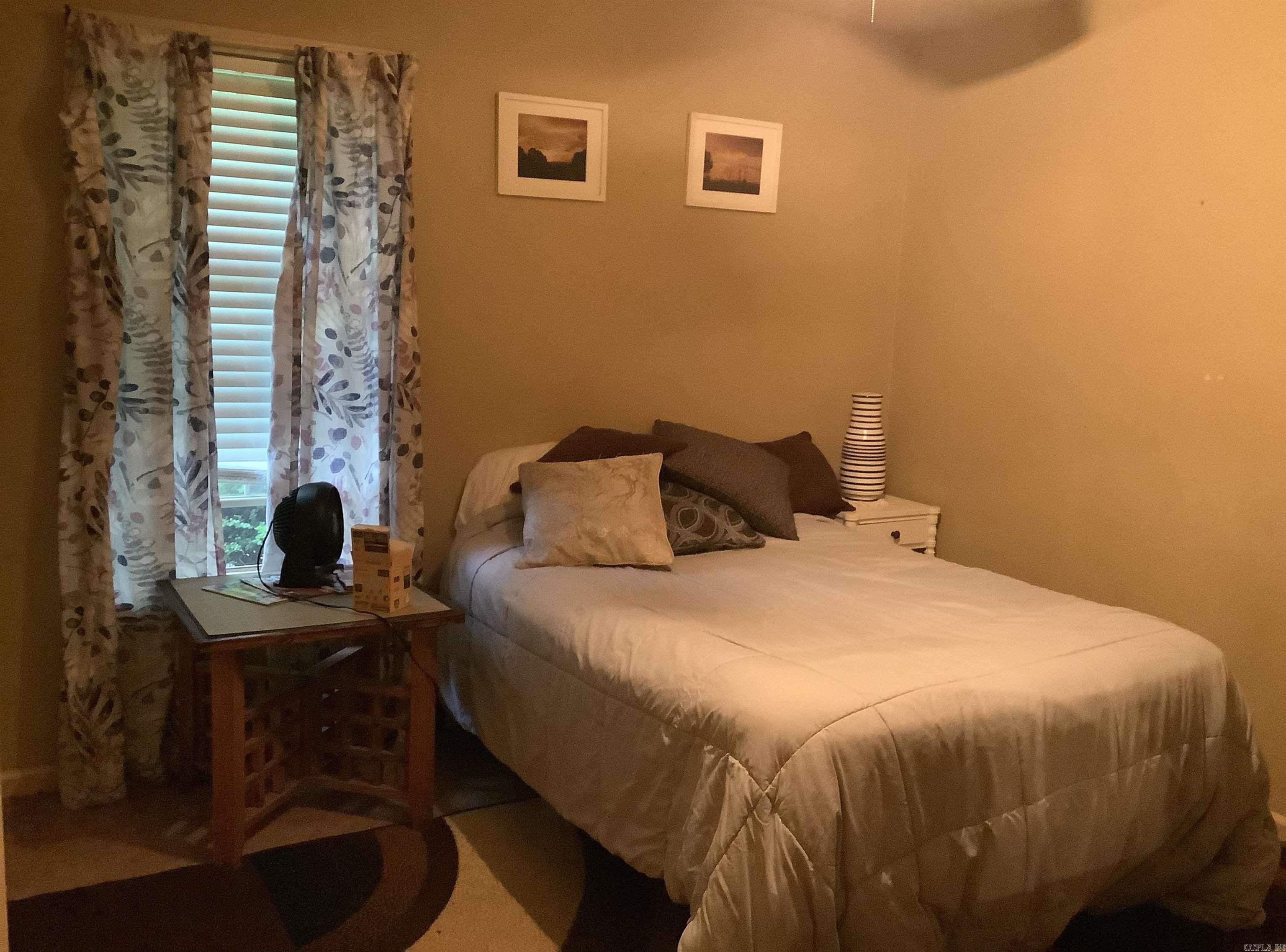 SKYLINE MEADOWS - Residential