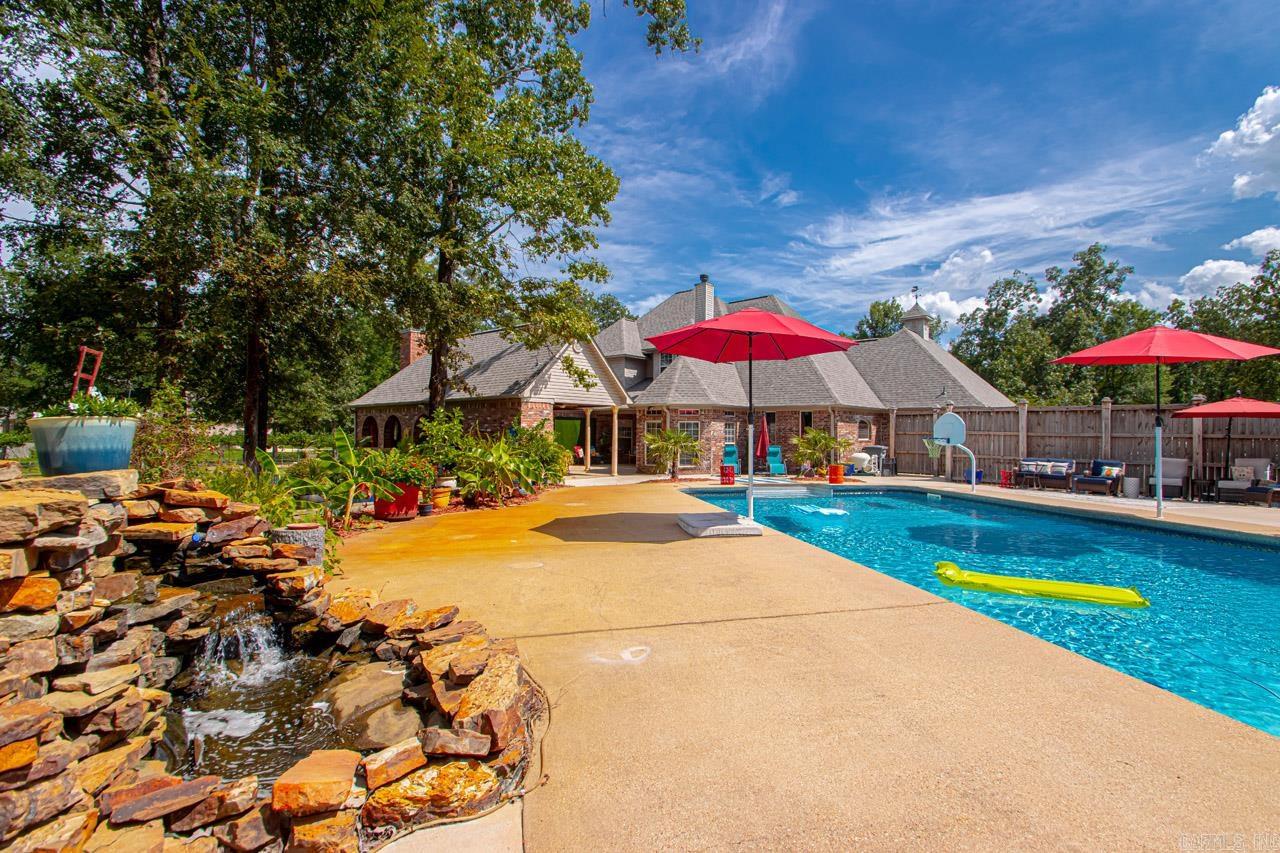 OAKWOOD ESTATES - Residential