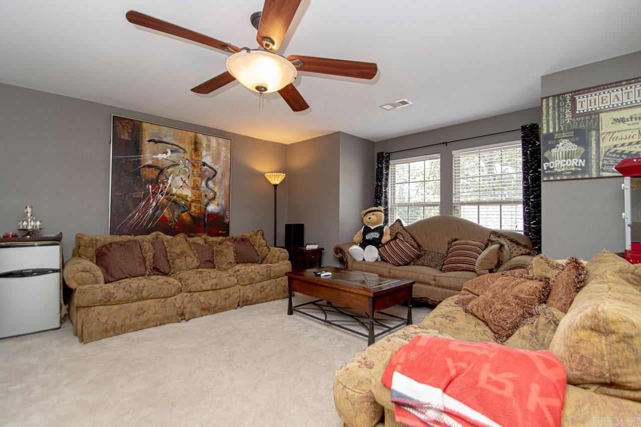 OAKWOOD ESTATES - Residential