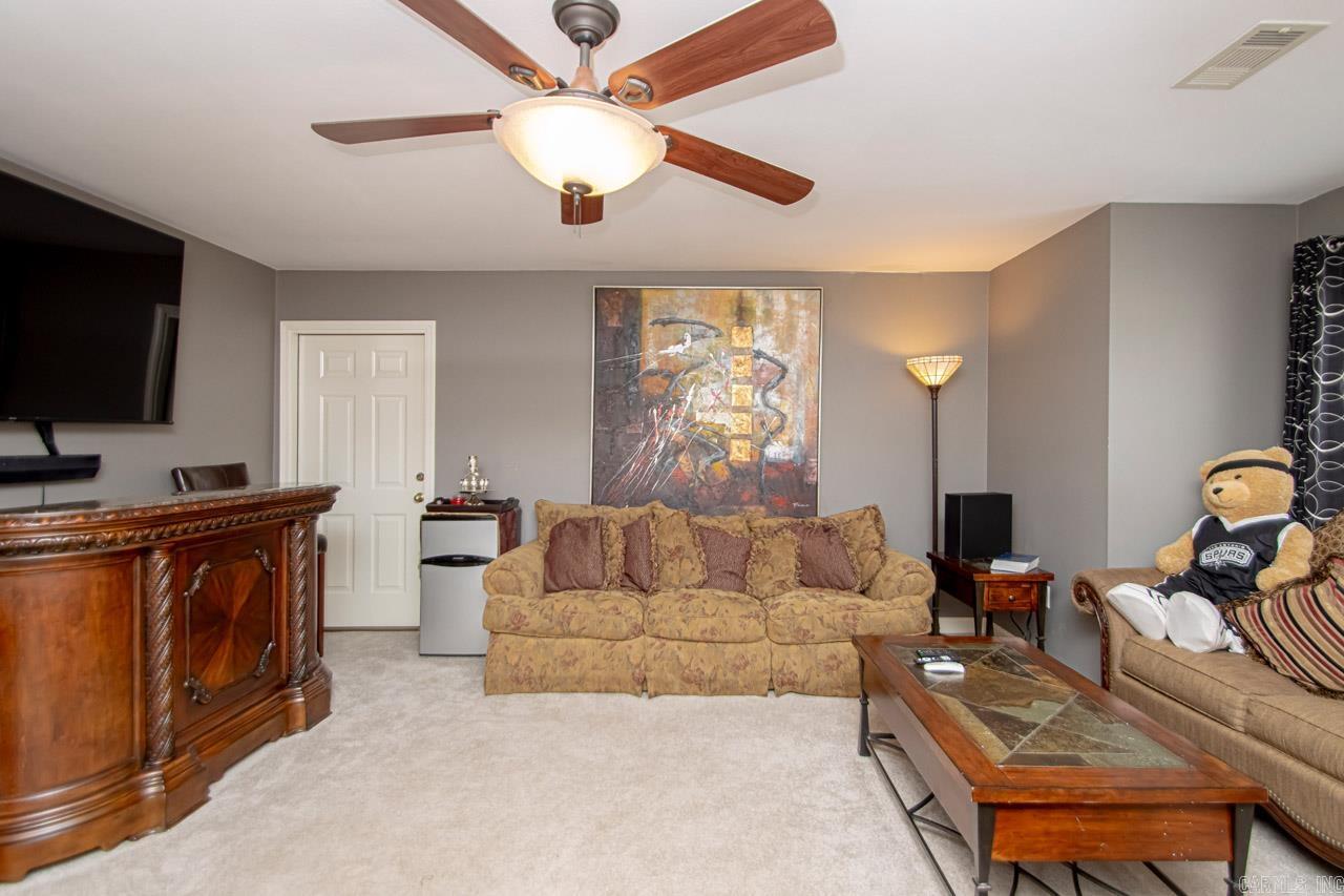 OAKWOOD ESTATES - Residential