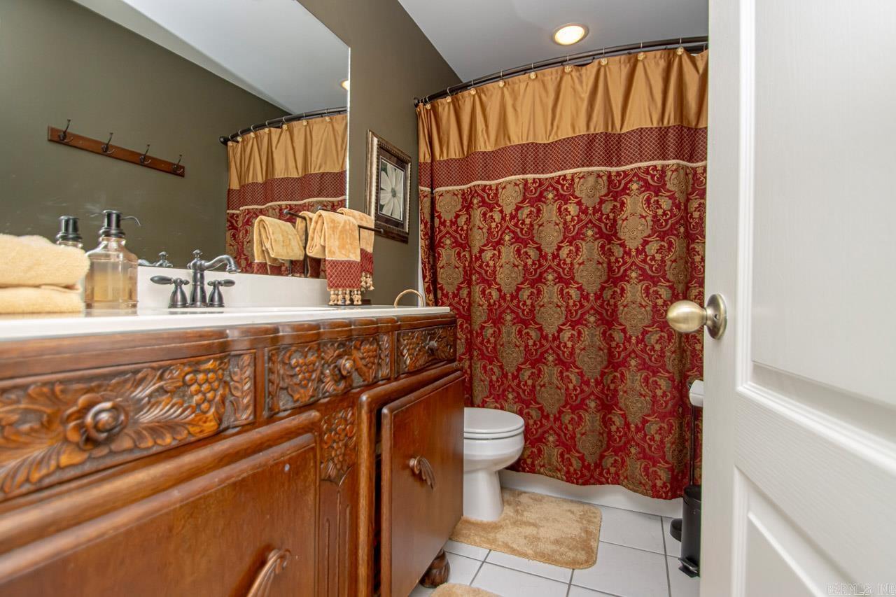 OAKWOOD ESTATES - Residential