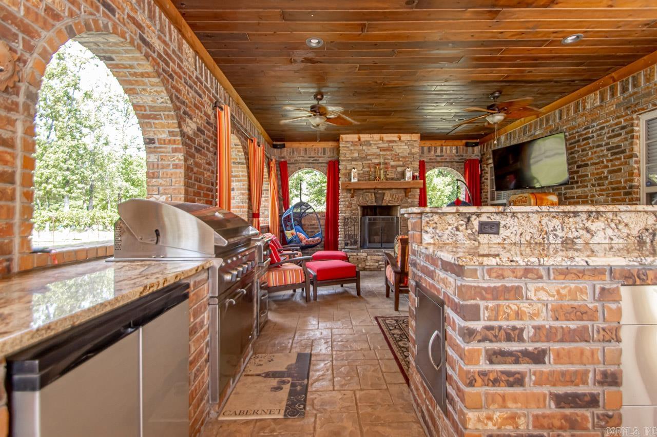 OAKWOOD ESTATES - Residential