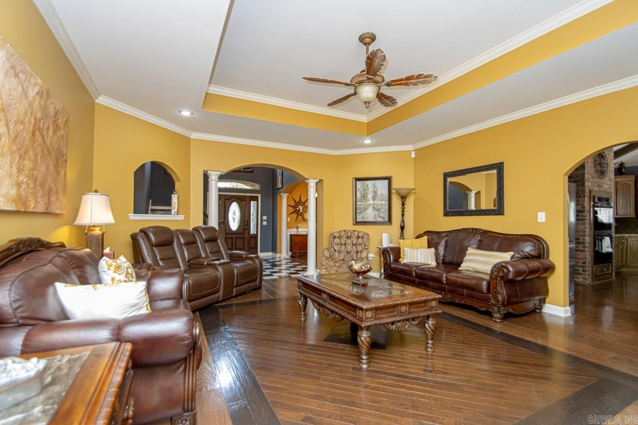 OAKWOOD ESTATES - Residential