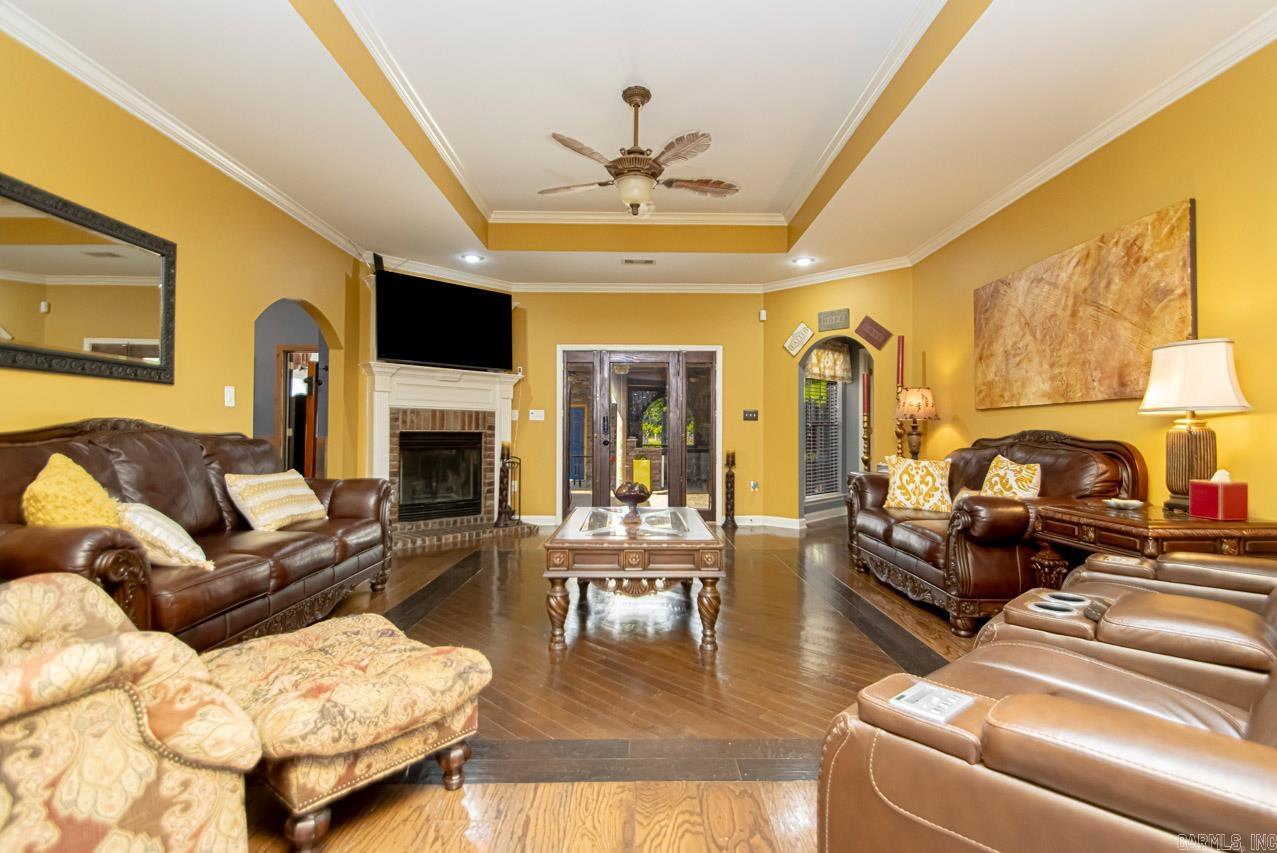 OAKWOOD ESTATES - Residential