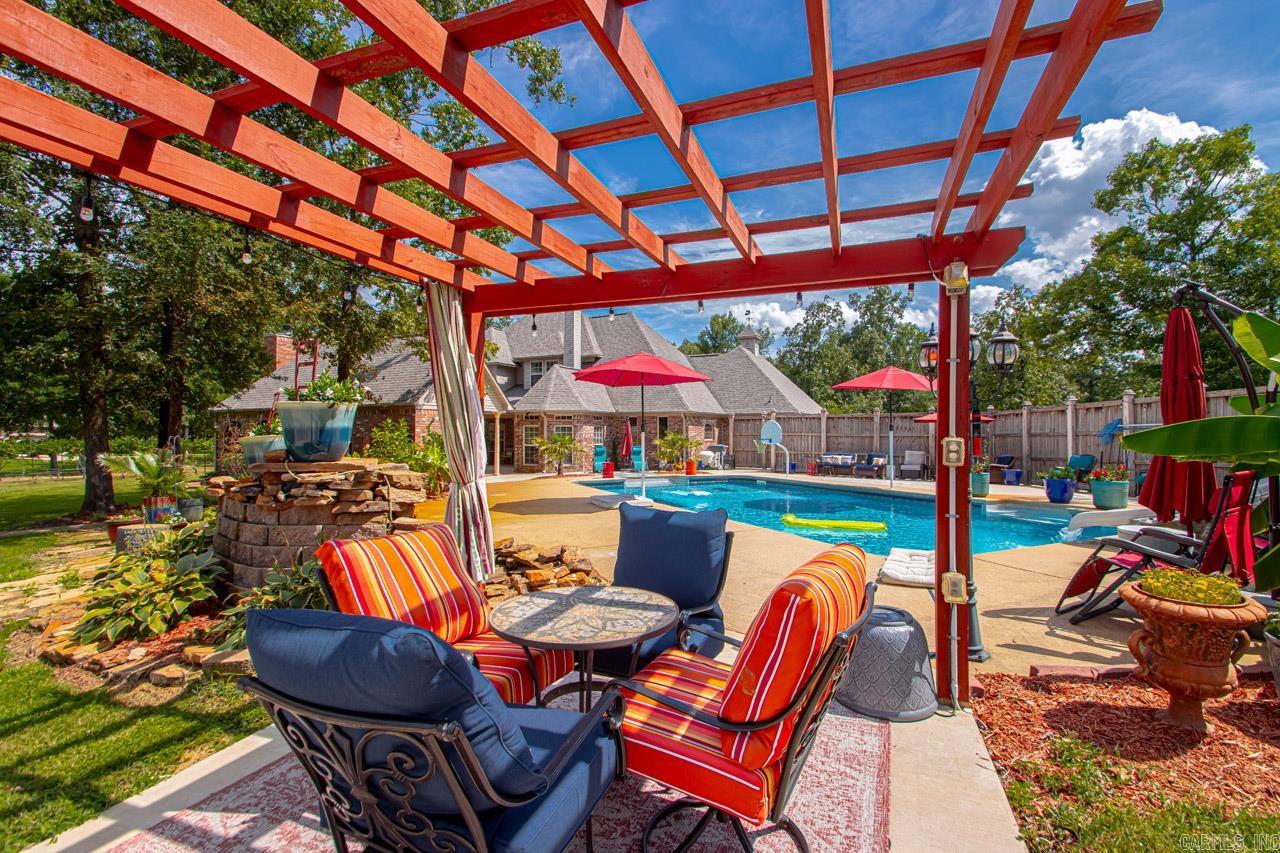 OAKWOOD ESTATES - Residential