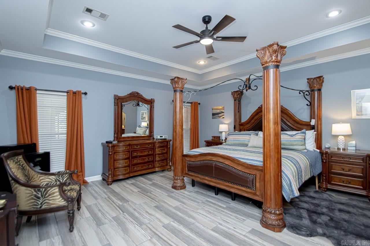OAKWOOD ESTATES - Residential