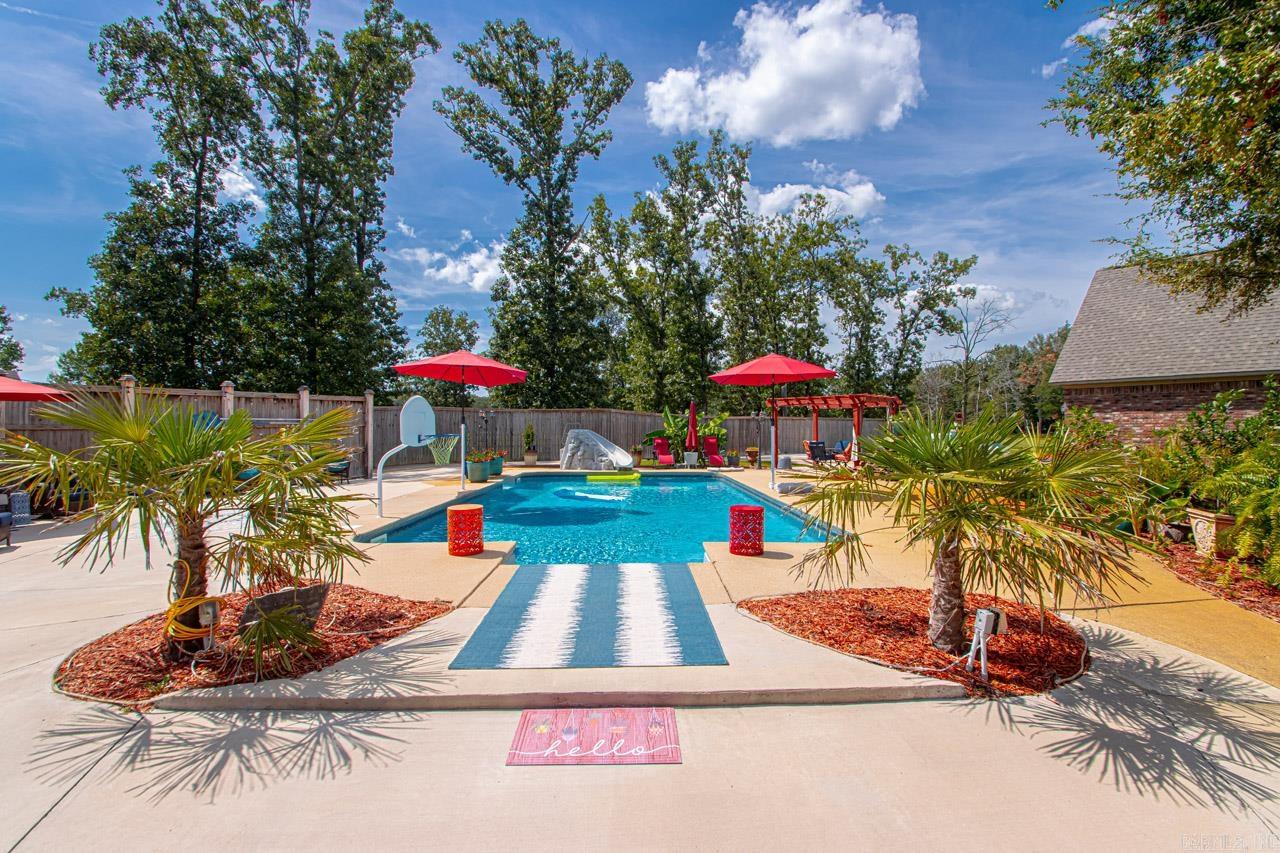 OAKWOOD ESTATES - Residential