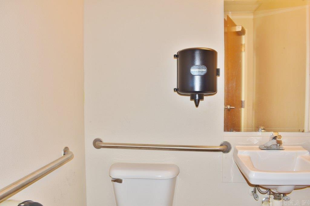 20-1S-19W - Commercial Sale