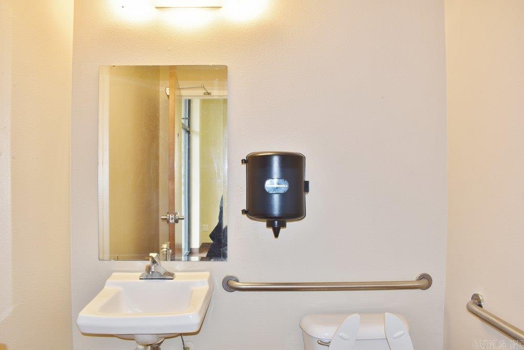 20-1S-19W - Commercial Sale