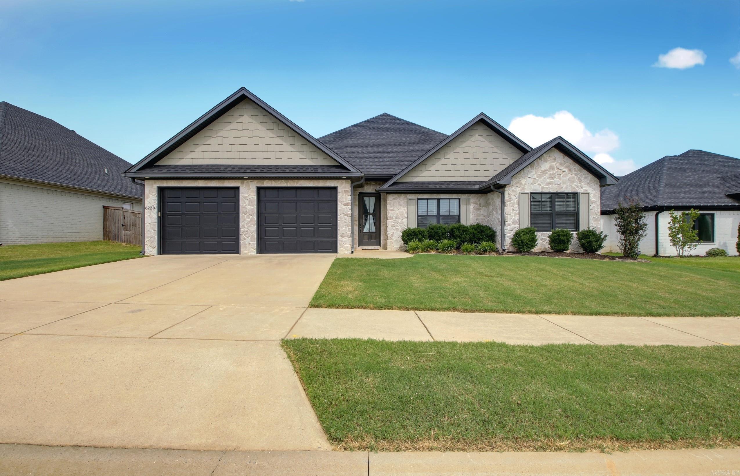 KENSINGTON PLACE - Residential