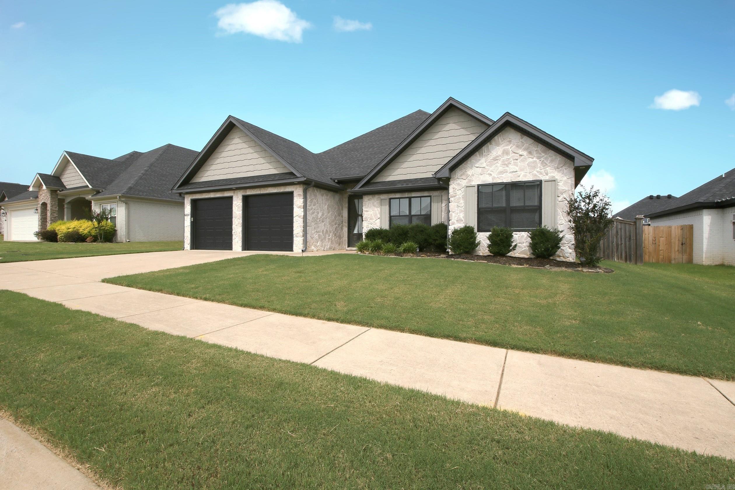 KENSINGTON PLACE - Residential