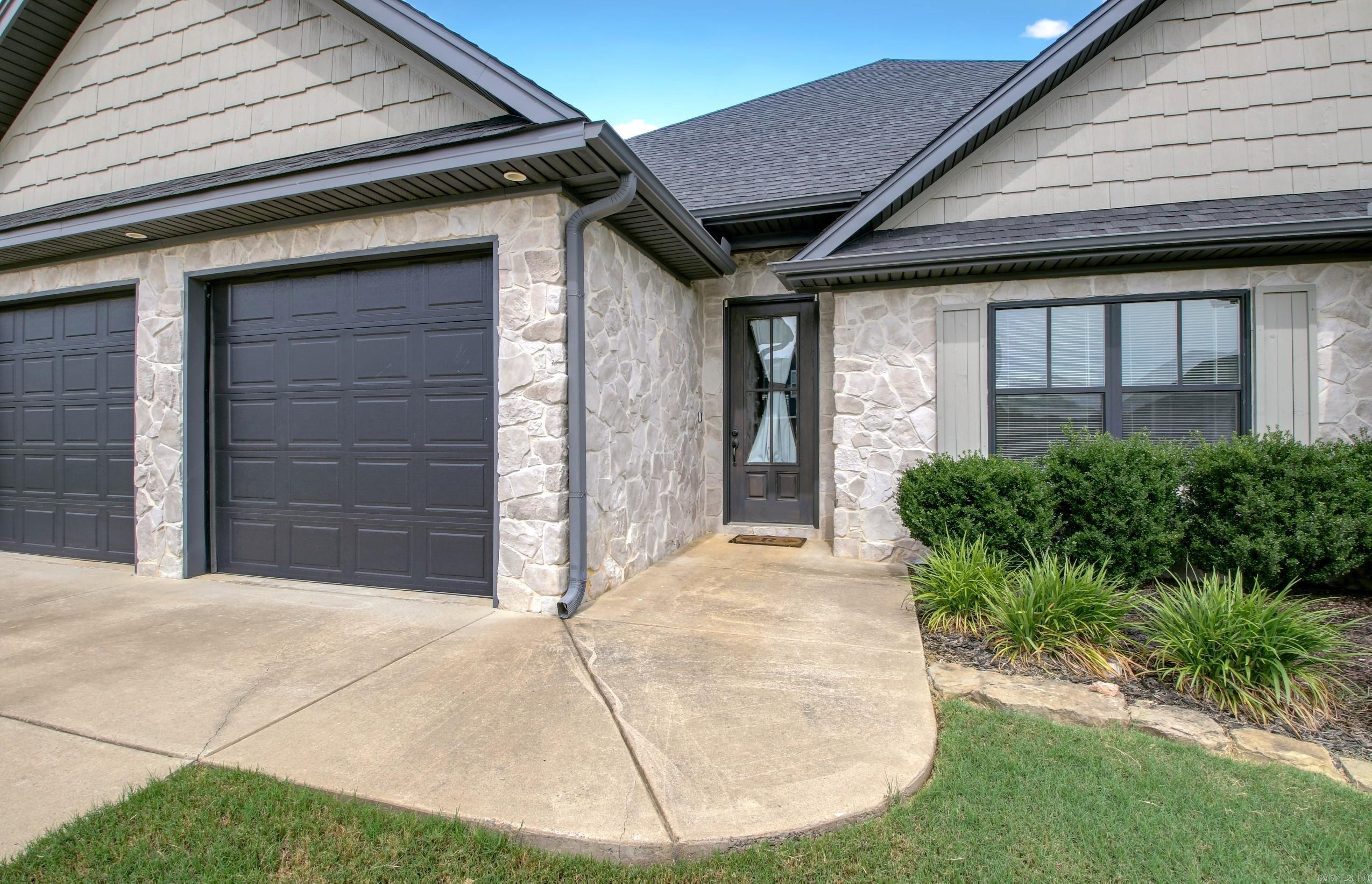 KENSINGTON PLACE - Residential