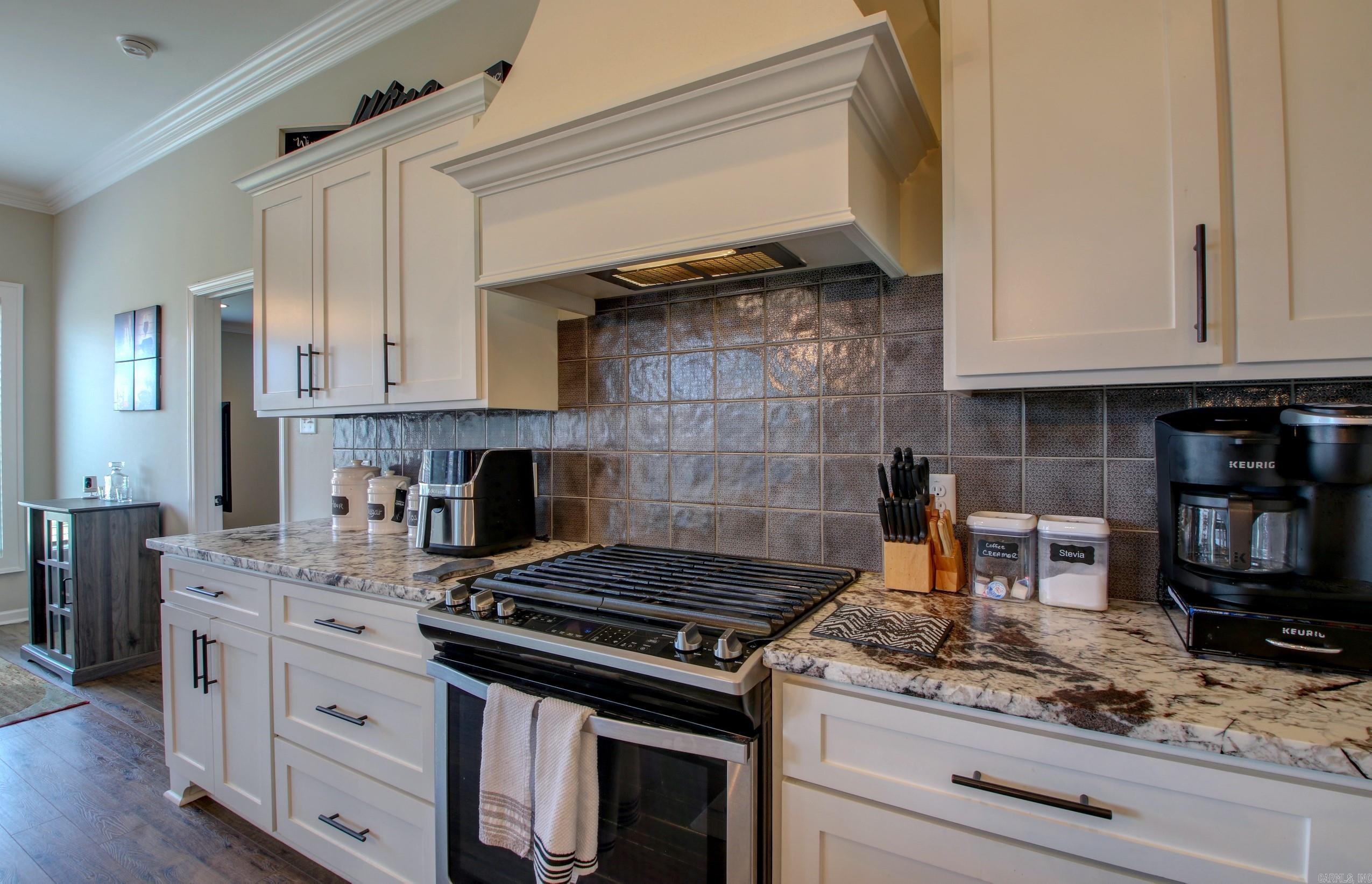 KENSINGTON PLACE - Residential