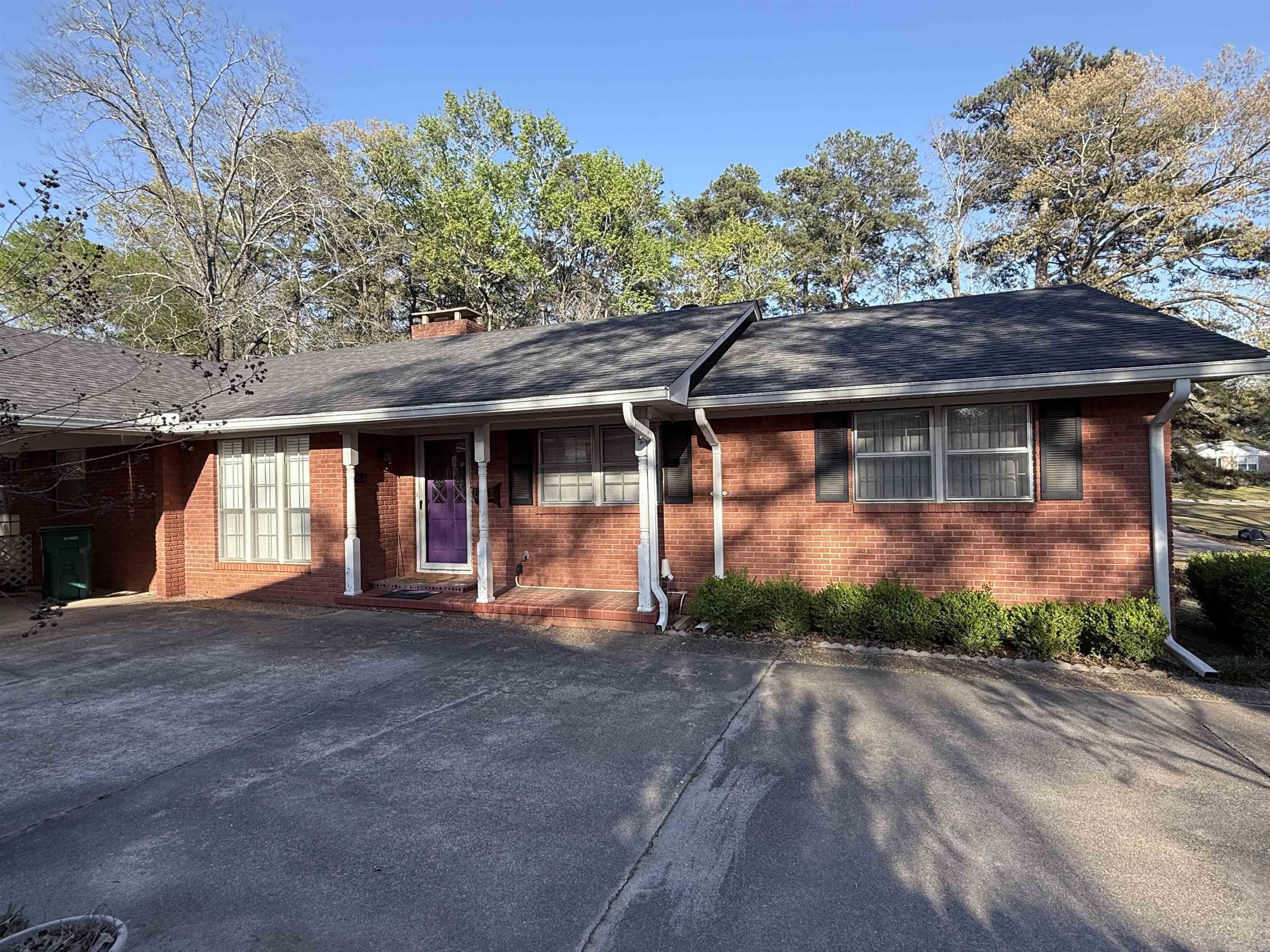 WEST THOMPSON HEIGHTS - Residential