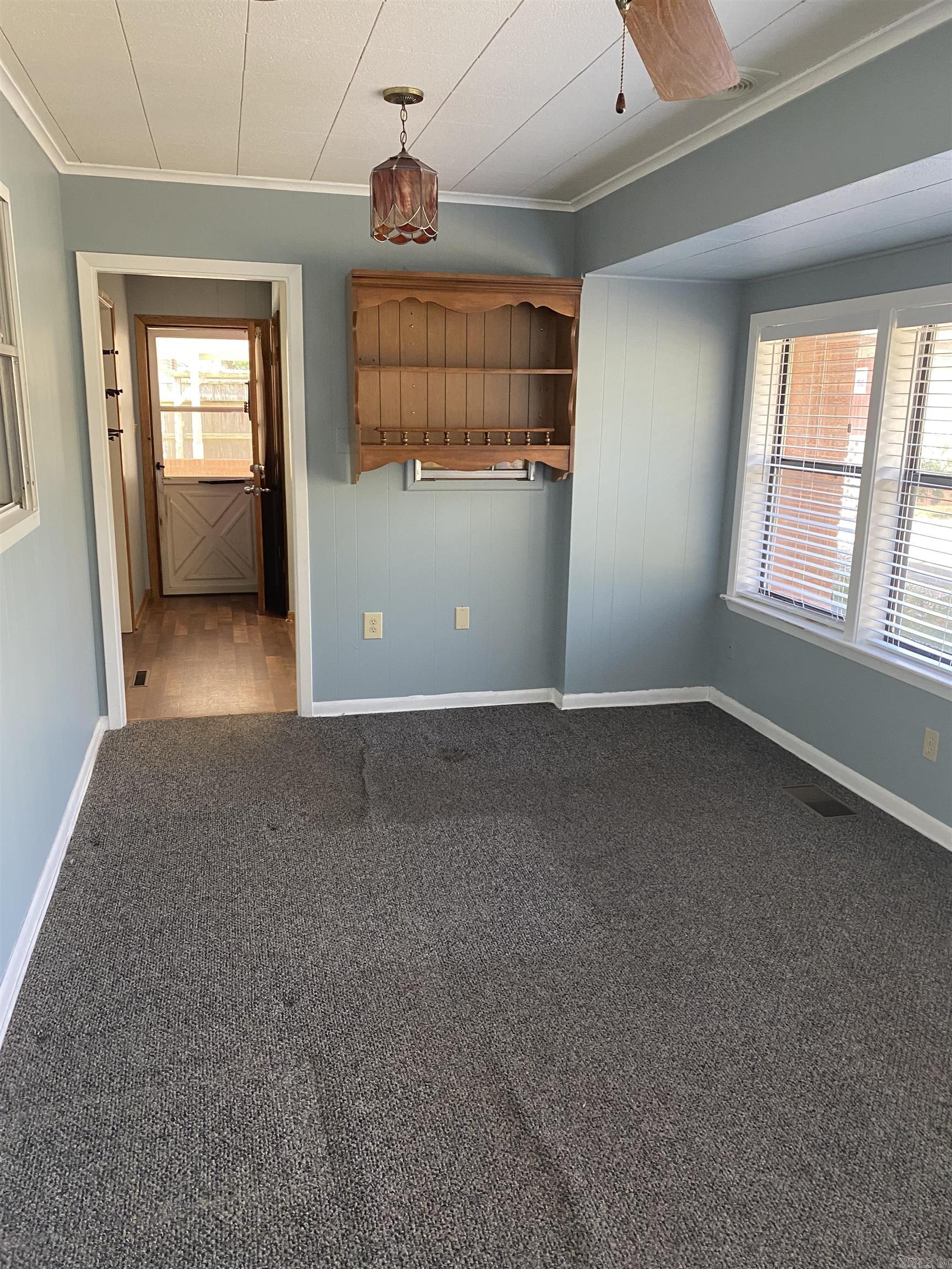 WEST THOMPSON HEIGHTS - Residential