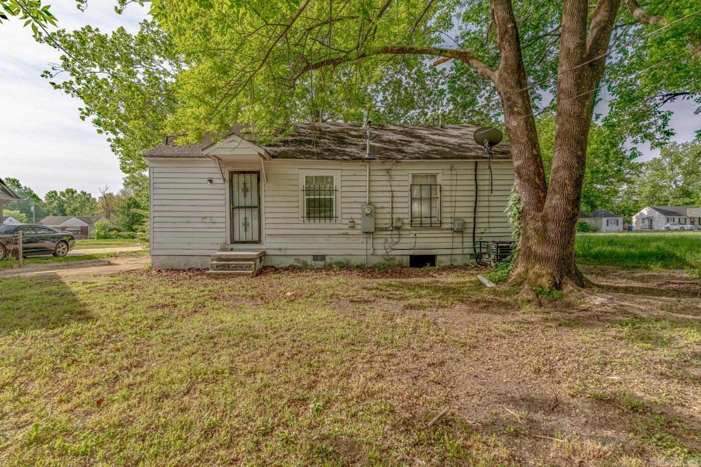 WEST MEMPHIS - Residential