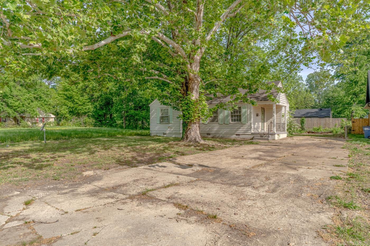 WEST MEMPHIS - Residential
