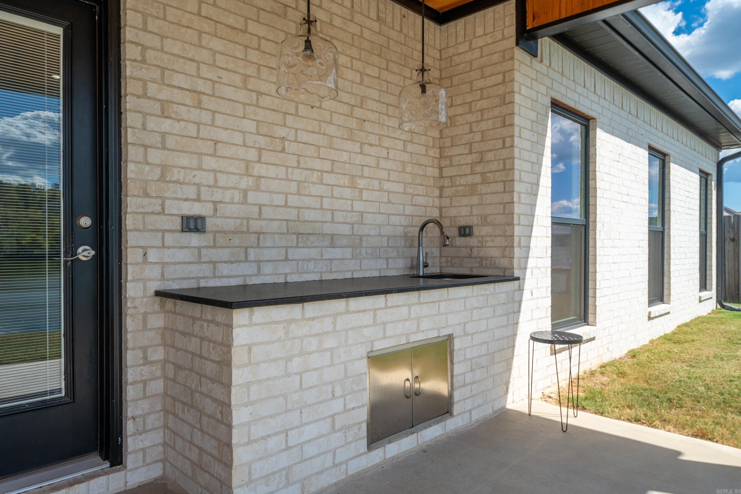 Lakeside Gardens - Residential