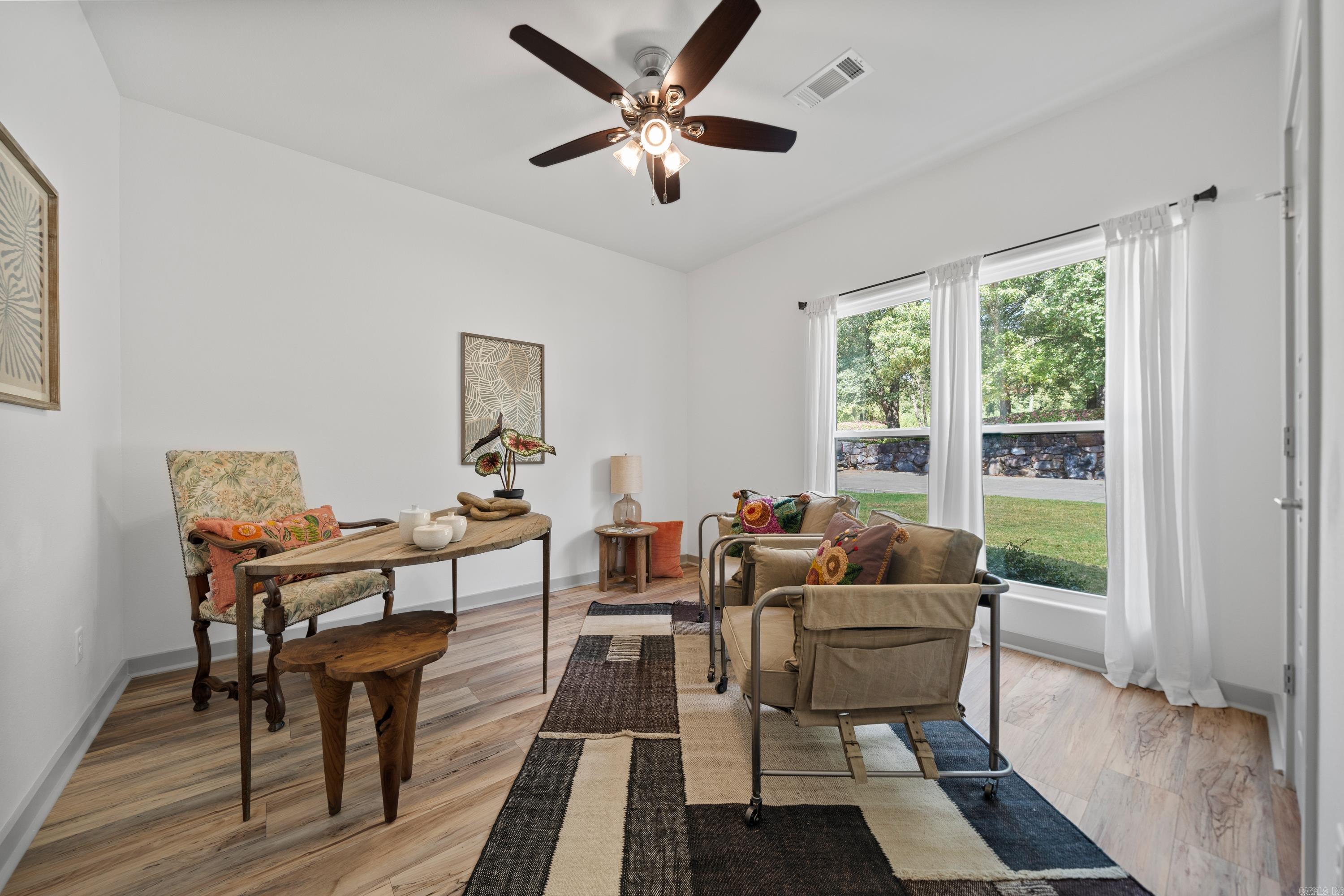 Lakeside Gardens - Residential