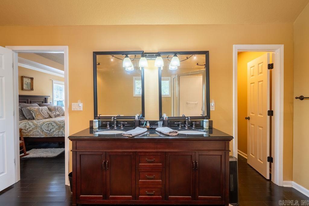 SKYPOINT ESTATES - LAKE - Residential