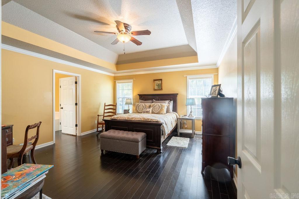 SKYPOINT ESTATES - LAKE - Residential