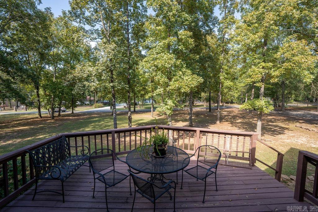 SKYPOINT ESTATES - LAKE - Residential