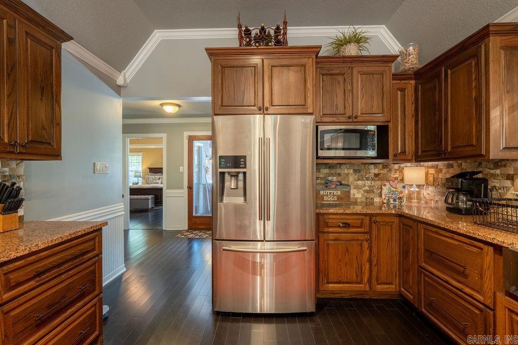 SKYPOINT ESTATES - LAKE - Residential