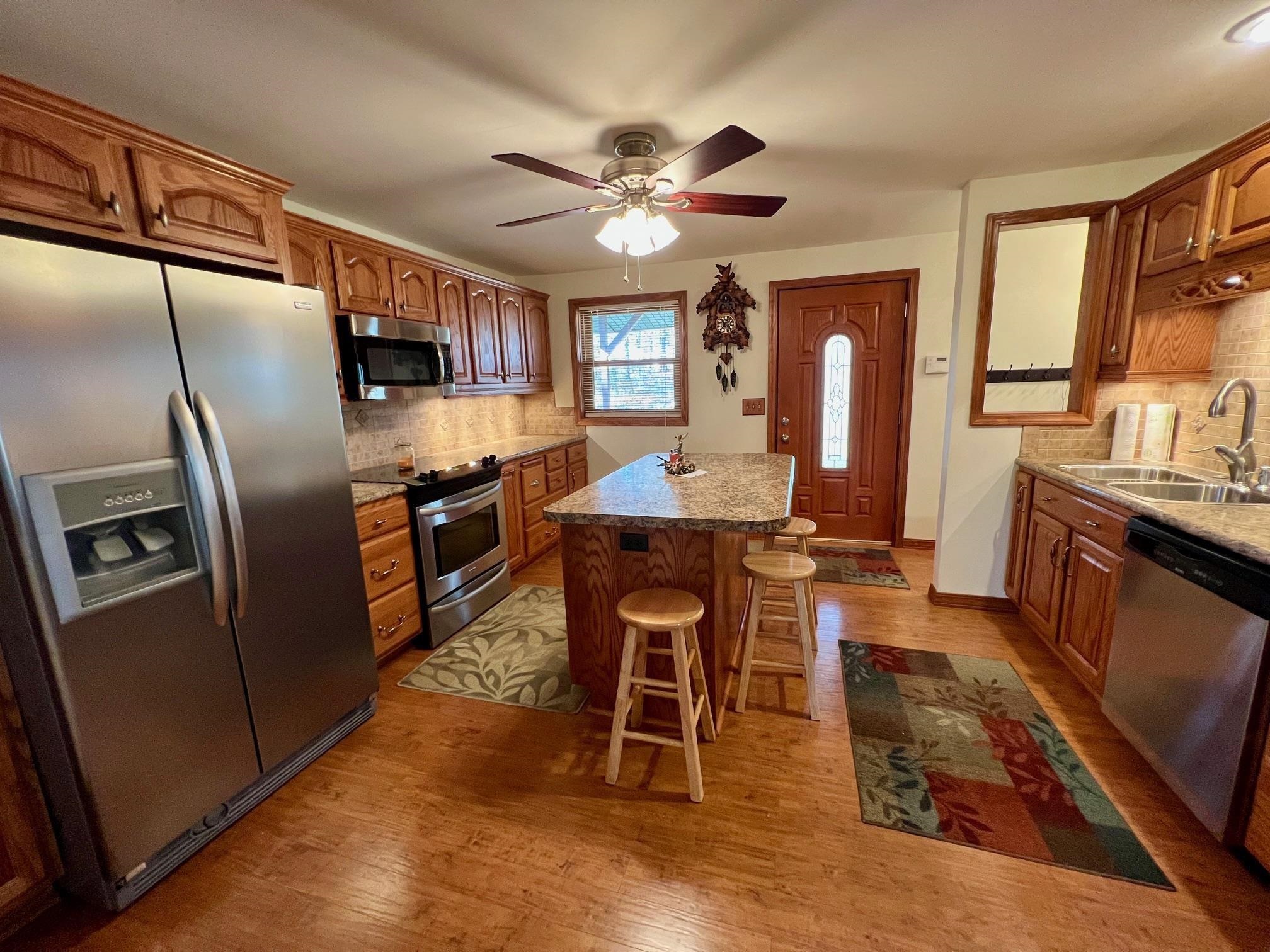 White Horse Mountain - Residential