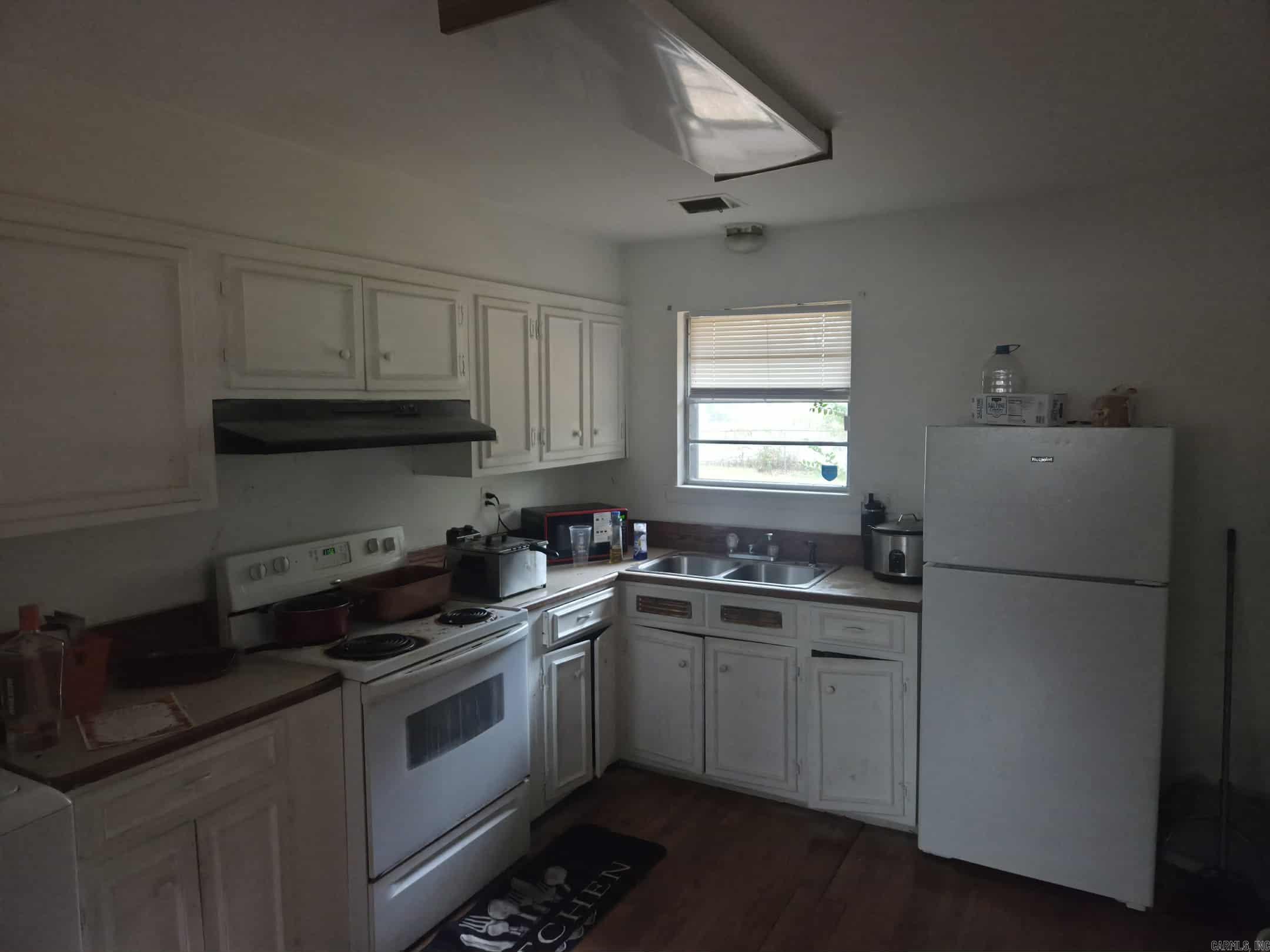 SHADY GROVE - Residential