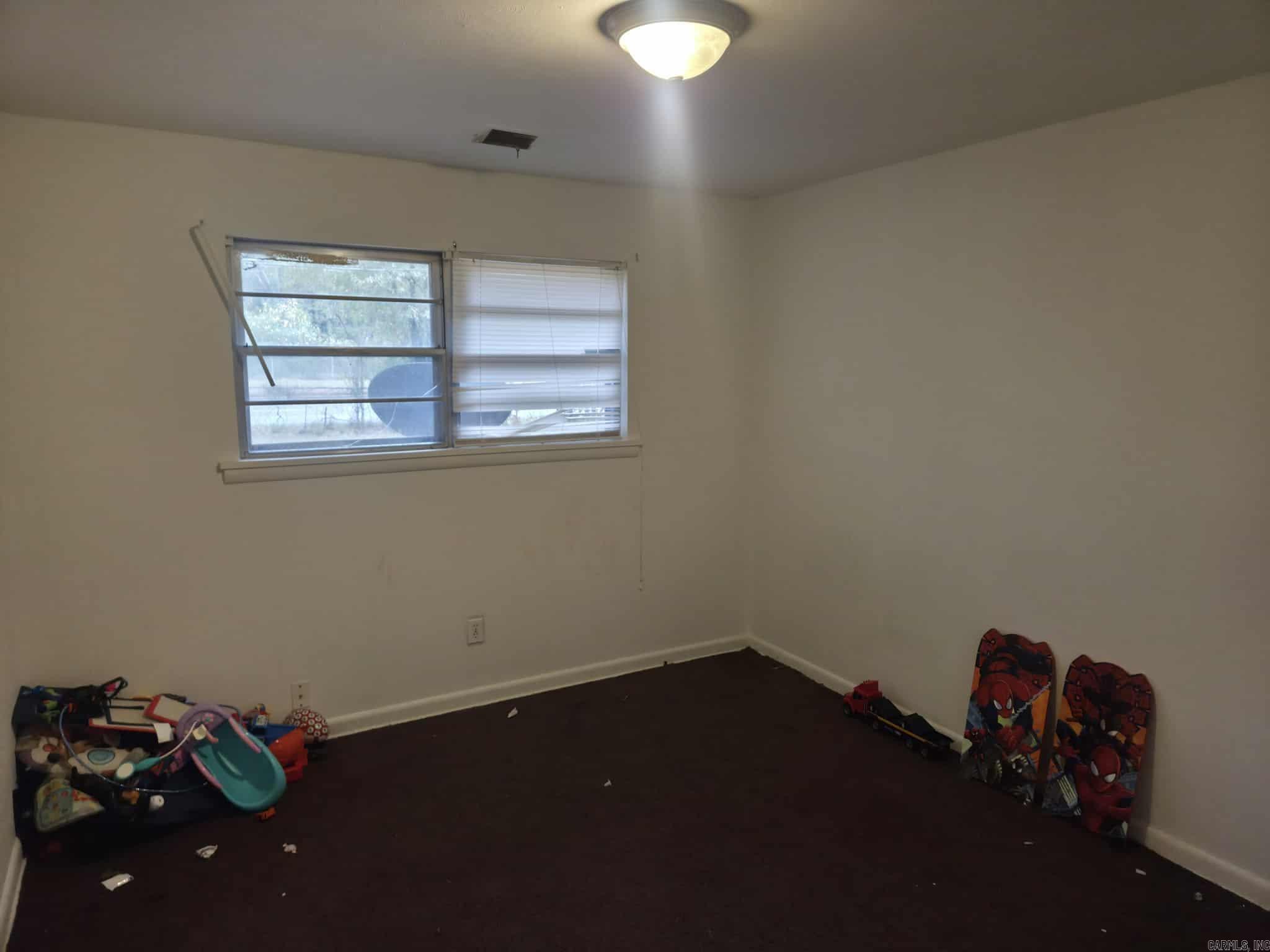 SHADY GROVE - Residential