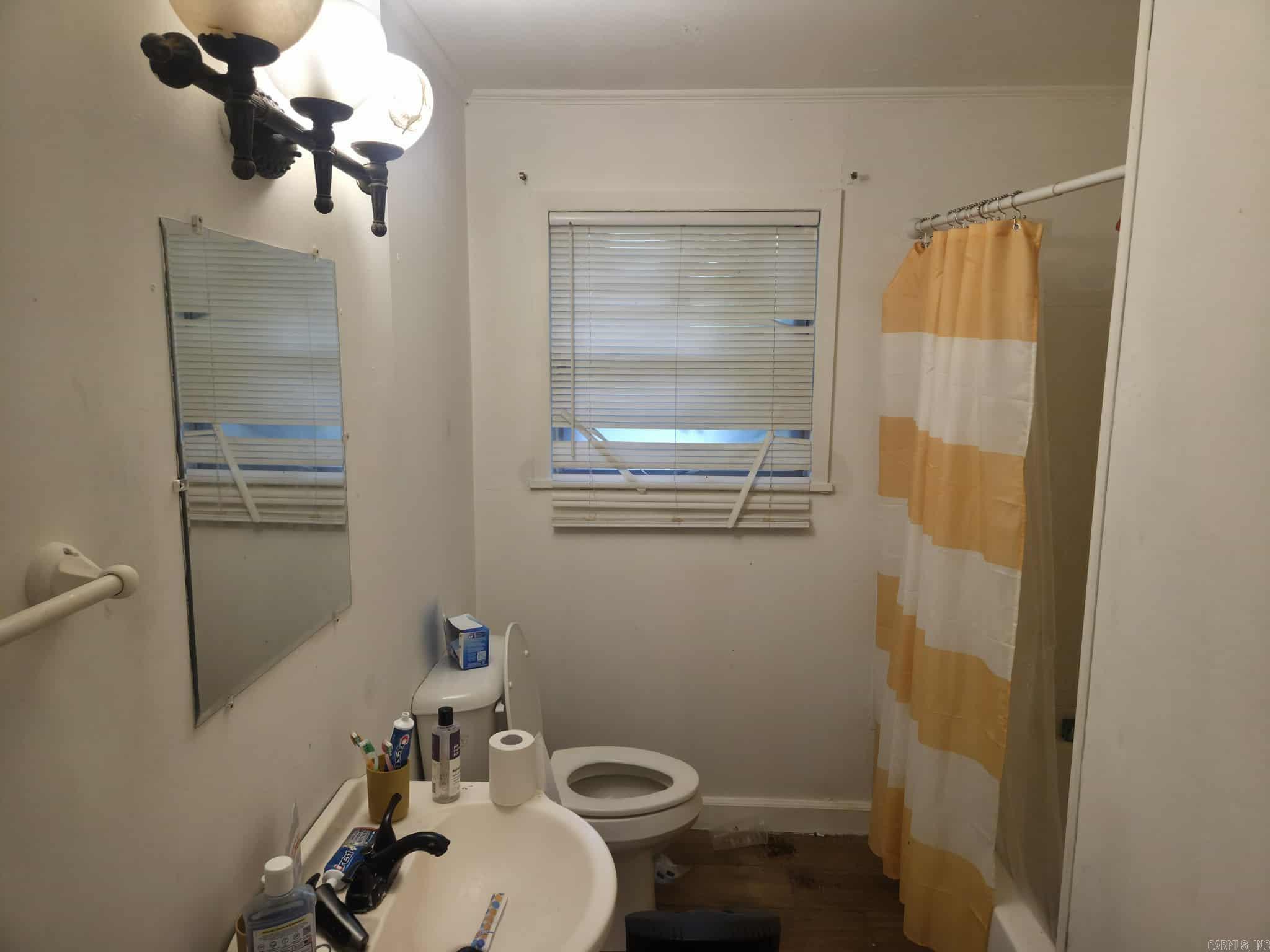 SHADY GROVE - Residential