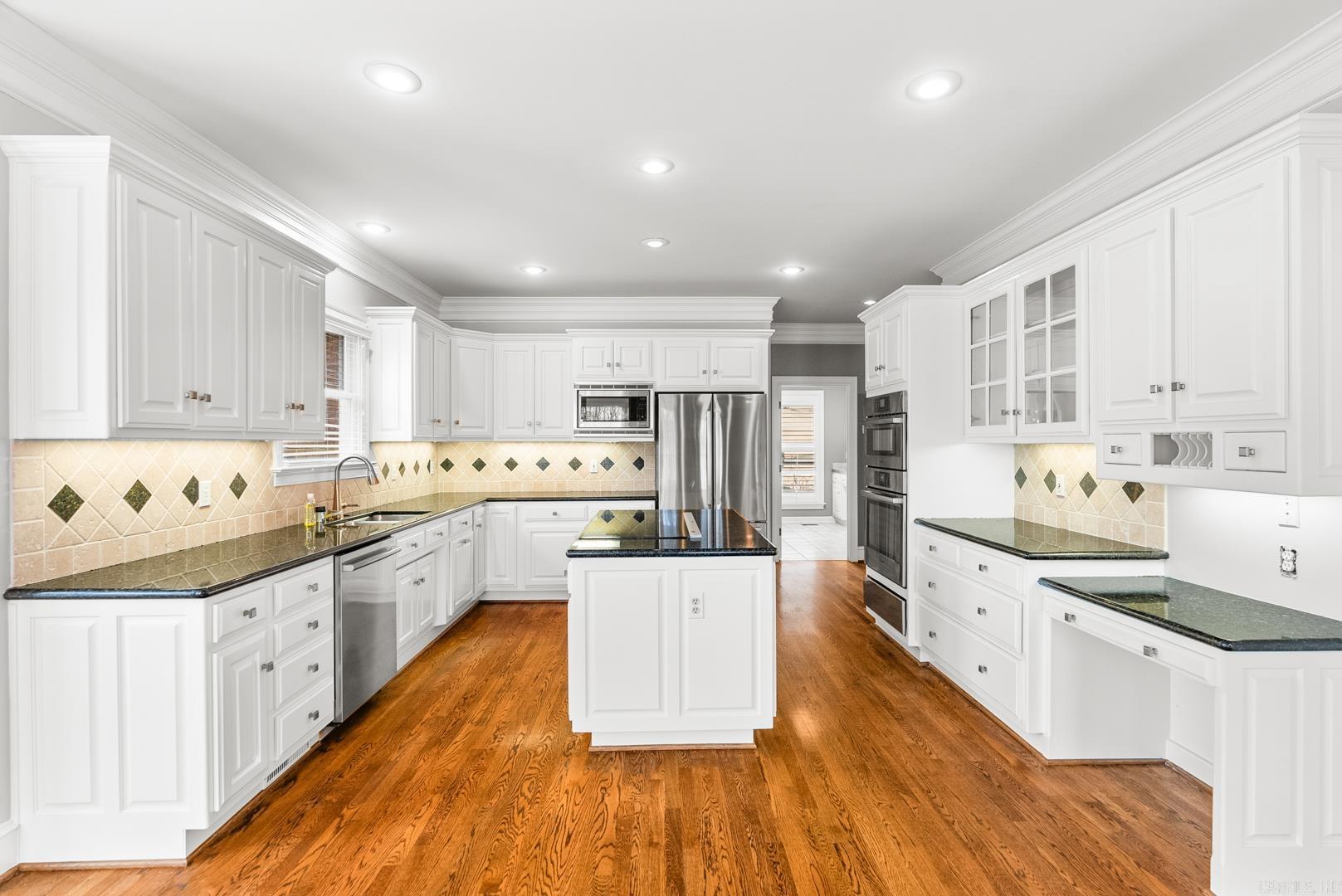 CHENAL VALLEY LAMARCHE PLACE NBH - Residential